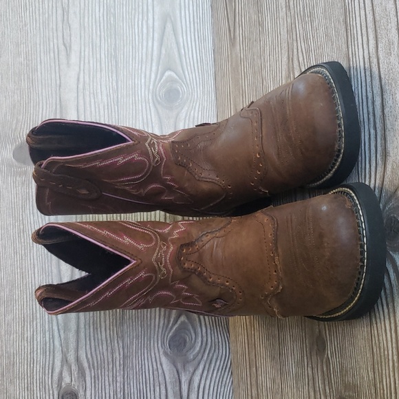 Justine Gypsy 10 cowgirl brown short midcaf western boots. This would fit a 9.5 - Picture 3 of 8